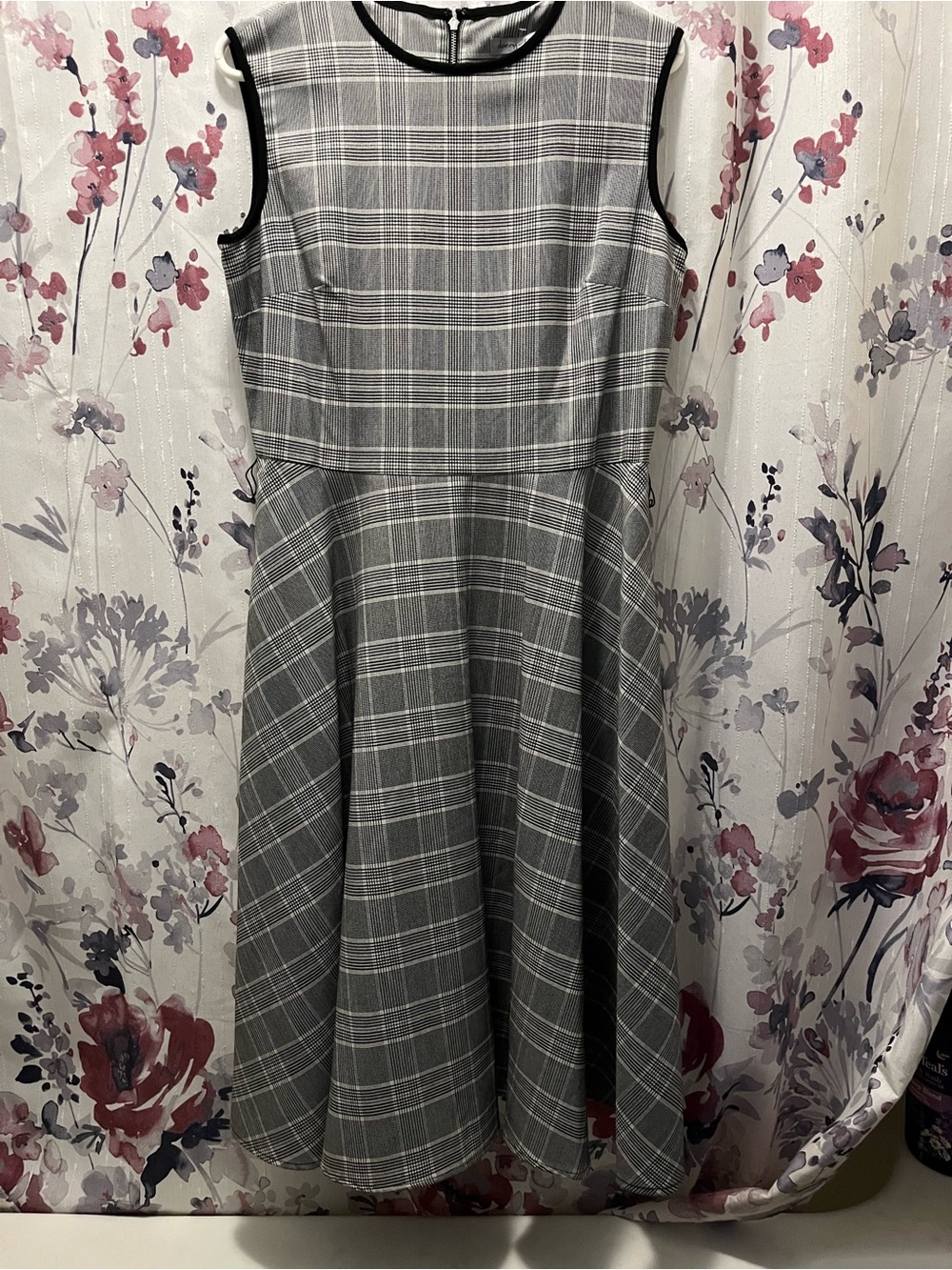 Danny & Nicole Gray Plaid Sleeveless Fit-and-Flare Dress with Black Trim